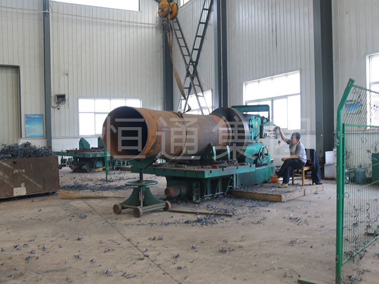 Pipe End Beveling Machine