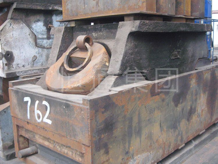 Hot-Press Elbow Die