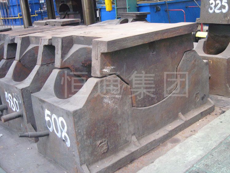 Hot-Press Elbow Die
