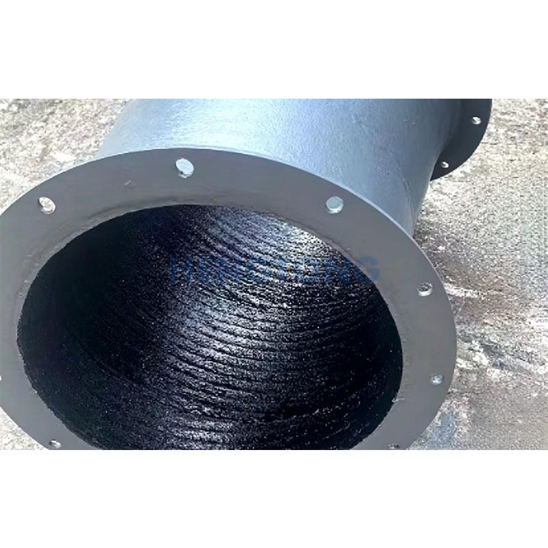 Wear-resistant steel pipe with surfacing weld